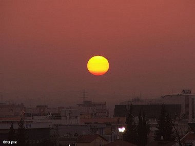 שקיעה עירונית